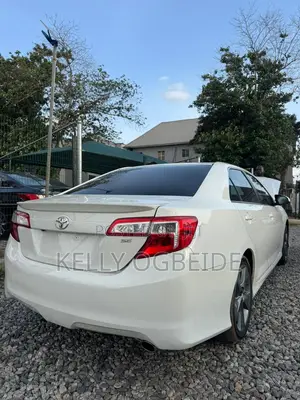Toyota Camry 2014 White