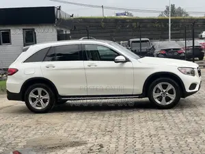 Mercedes-Benz GLC-Class 2017 White