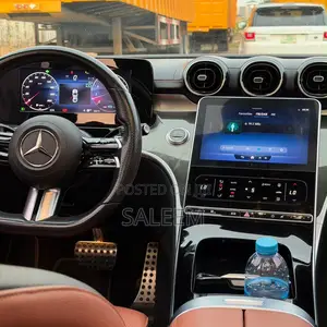 Mercedes-Benz C300 2022 White