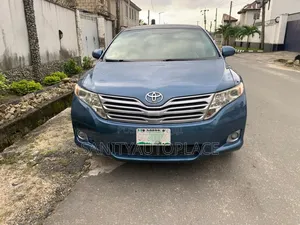 Toyota Venza 2010 Blue