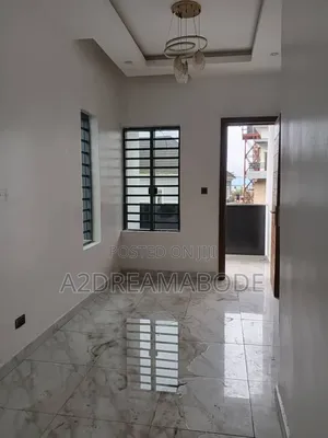5bdrm Duplex in Ikeja Gra for rent