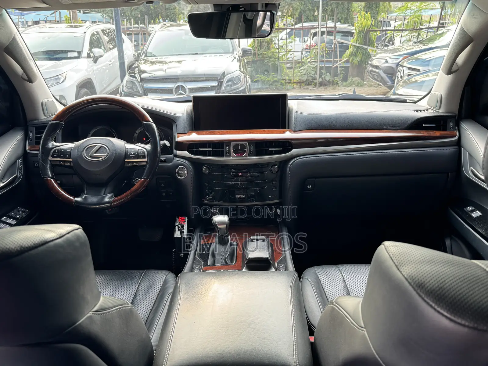 Lexus LX 570 AWD 2018 Silver