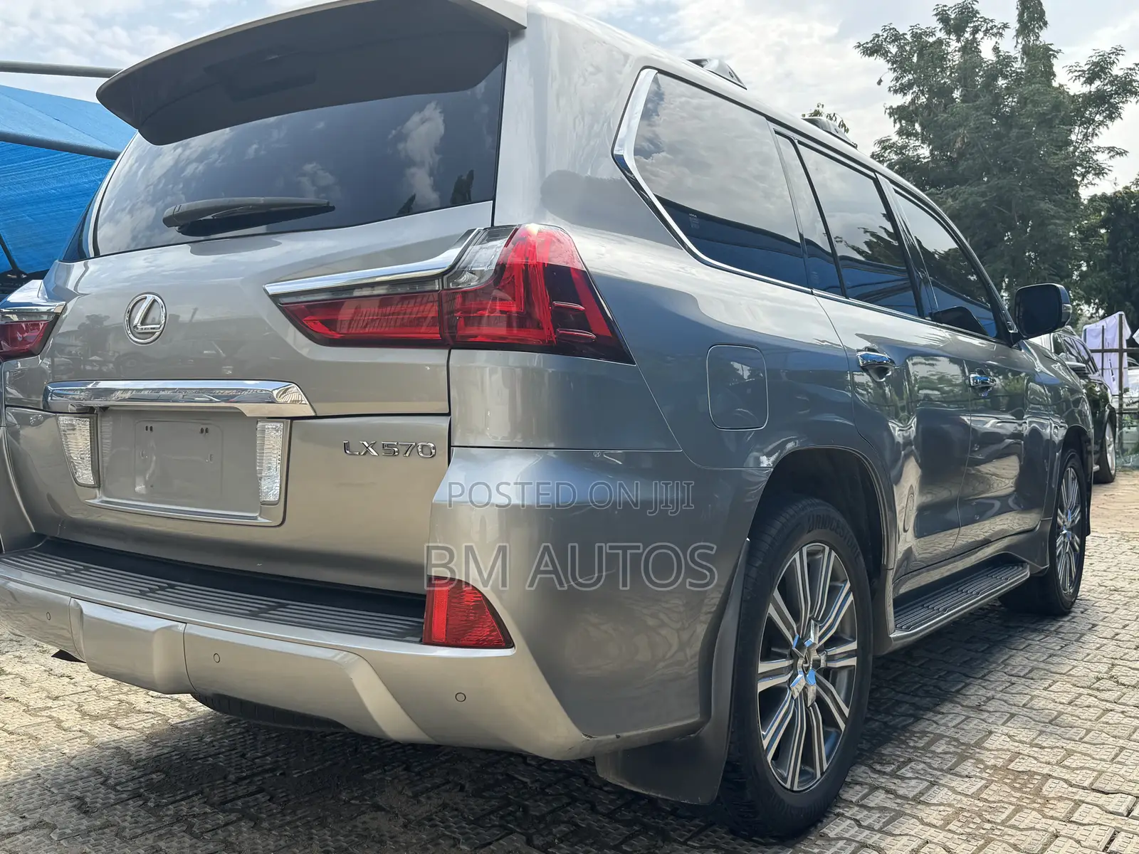 Lexus LX 570 AWD 2018 Silver