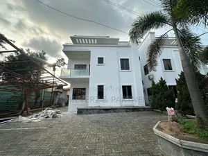 5bdrm Duplex in Zone 2 / Wuse for rent