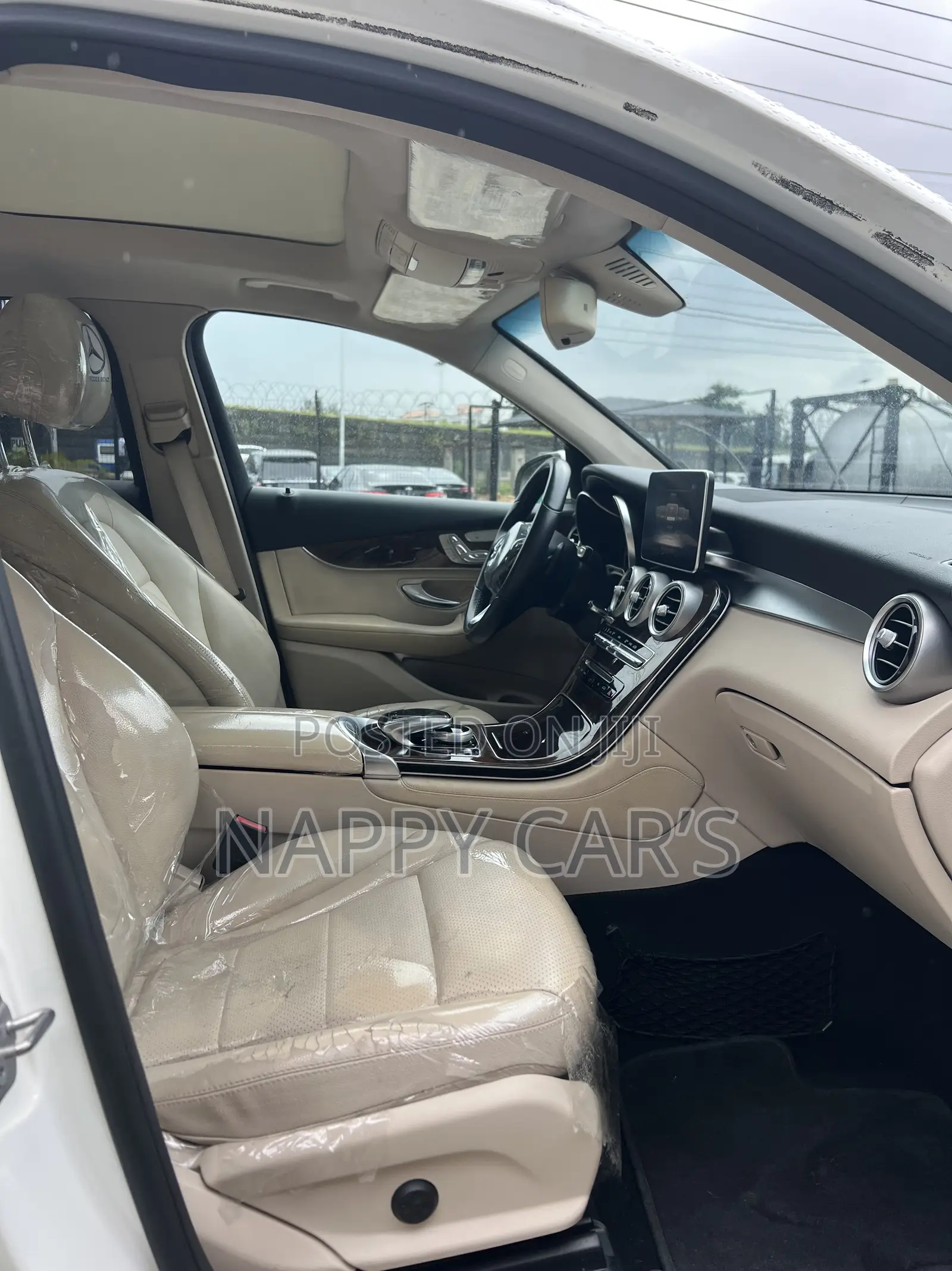 Mercedes-Benz GLC-Class 2017 White