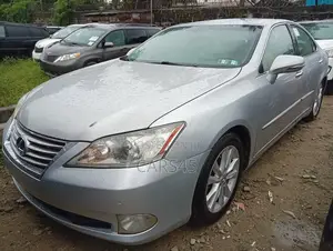 Lexus ES 2012 Silver