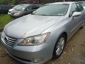 Lexus ES 2012 Silver