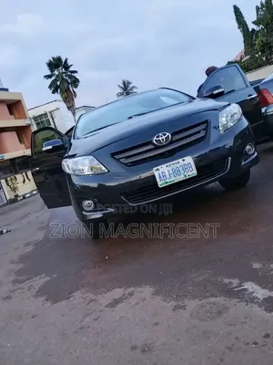 Toyota Corolla 2010 Black