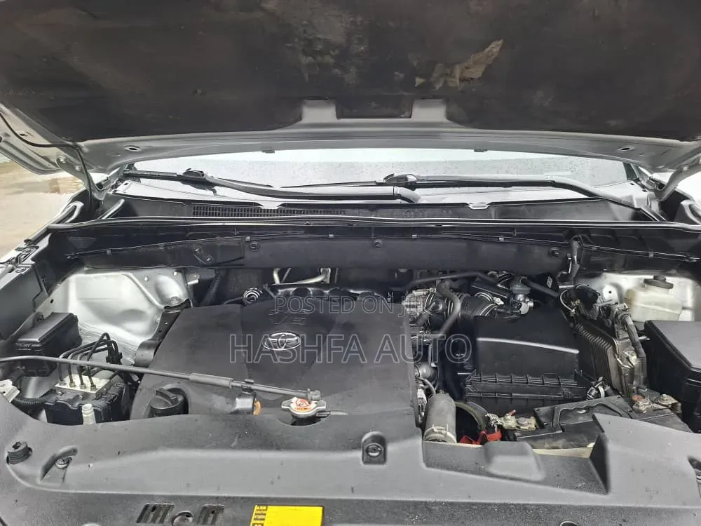 Toyota Highlander 2018 Silver
