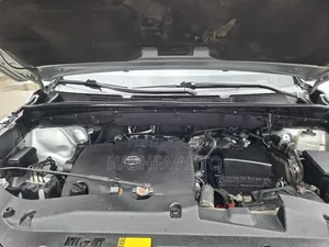 Toyota Highlander 2018 Silver