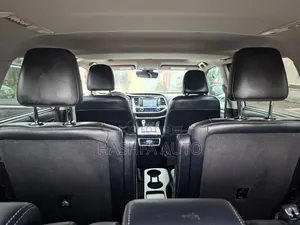 Toyota Highlander 2018 Silver