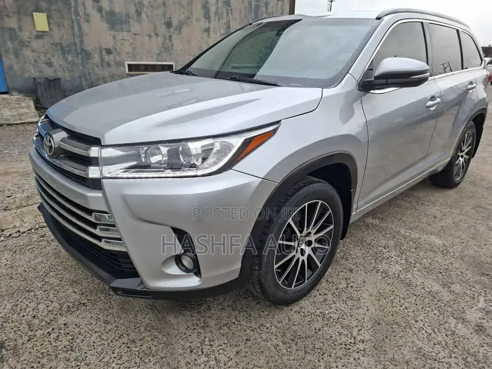 Toyota Highlander 2018 Silver