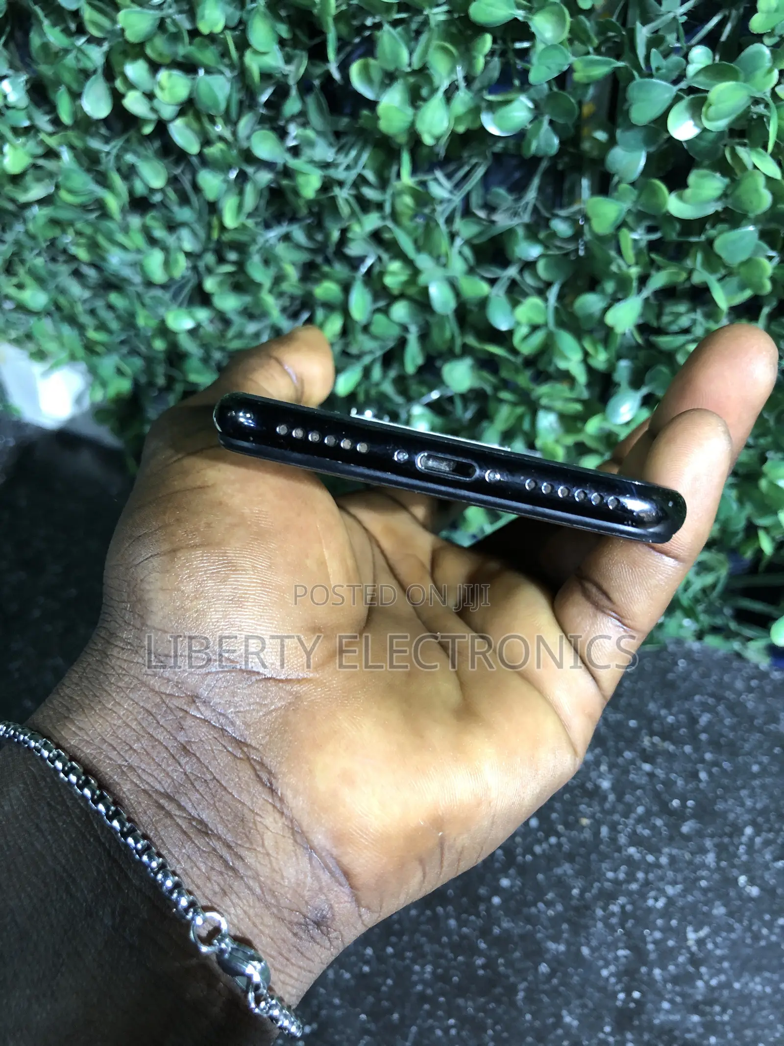 Apple iPhone X 64 GB Black