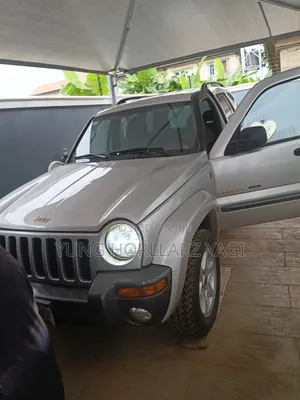 Jeep Liberty 2004 Silver