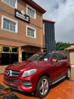 Mercedes-Benz GLE-Class GLE 350d 4MATIC 2016 Red