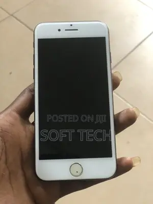 Apple iPhone 7 128 GB Black