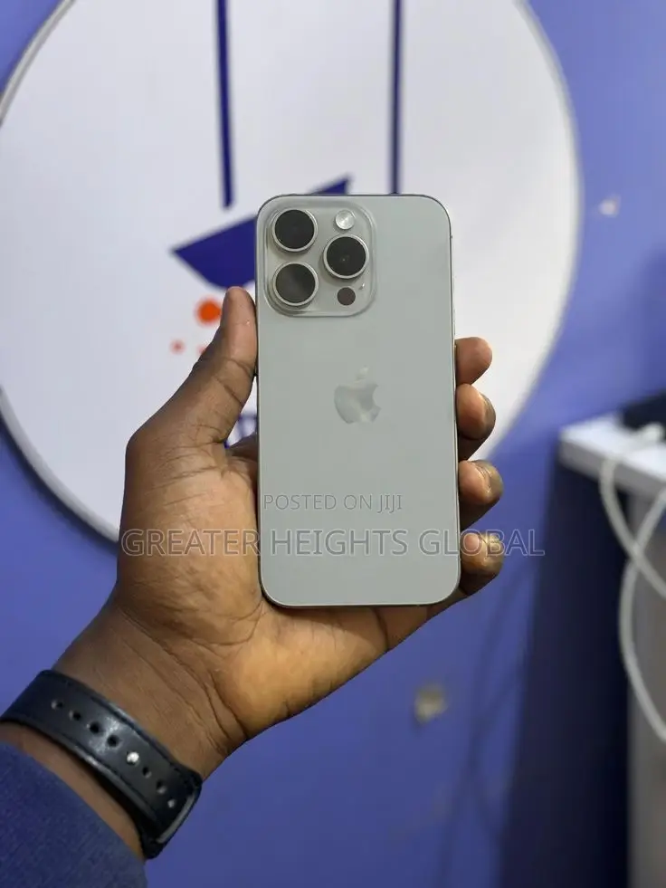 Apple iPhone 15 Pro 128 GB Gray