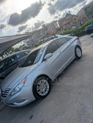 Hyundai Sonata 2011 Silver