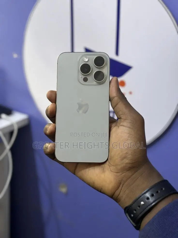Apple iPhone 15 Pro 128 GB Gray