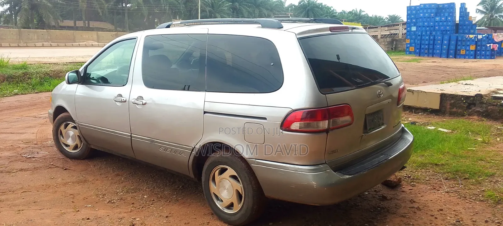 Toyota Sienna 2002 Silver