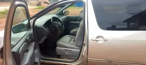 Toyota Sienna 2002 Silver