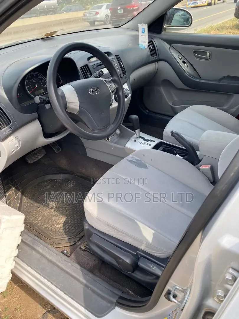 Hyundai Elantra 2.0 GLS Automatic 2009 Silver