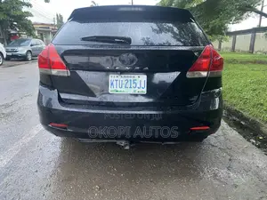 Toyota Venza 2010 Black