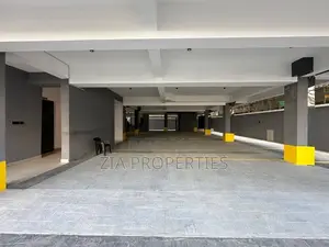 2bdrm Apartment in Lekki Phase 1 for rent