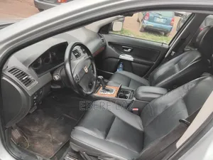 Volvo XC90 2010 Silver