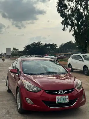 Hyundai Elantra 2013 Red