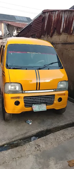 Suzuki APV Minibus 2010 Yellow