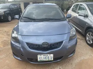 Toyota Yaris 2006 Gray