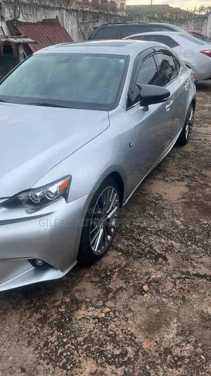 Lexus IS 2015 Silver