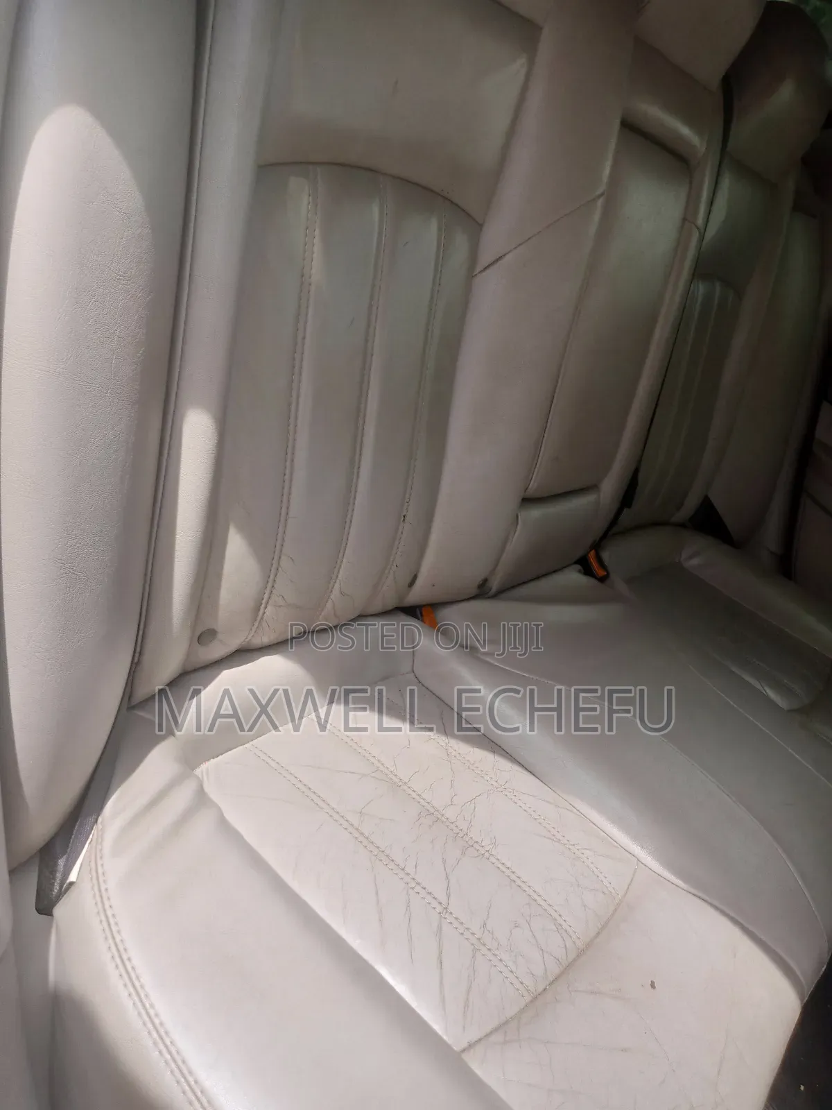 Chrysler 300C Base AWD 2010 Black