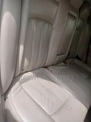 Chrysler 300C Base AWD 2010 Black