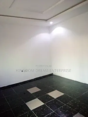 Commercial Space 300sqm 300million Title: Will and Survey Plan