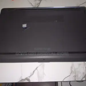 Laptop HP 15-da2933nia 256GB HDD+SSD 16 GB