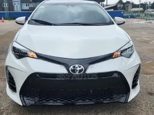Toyota Corolla 2017 Silver