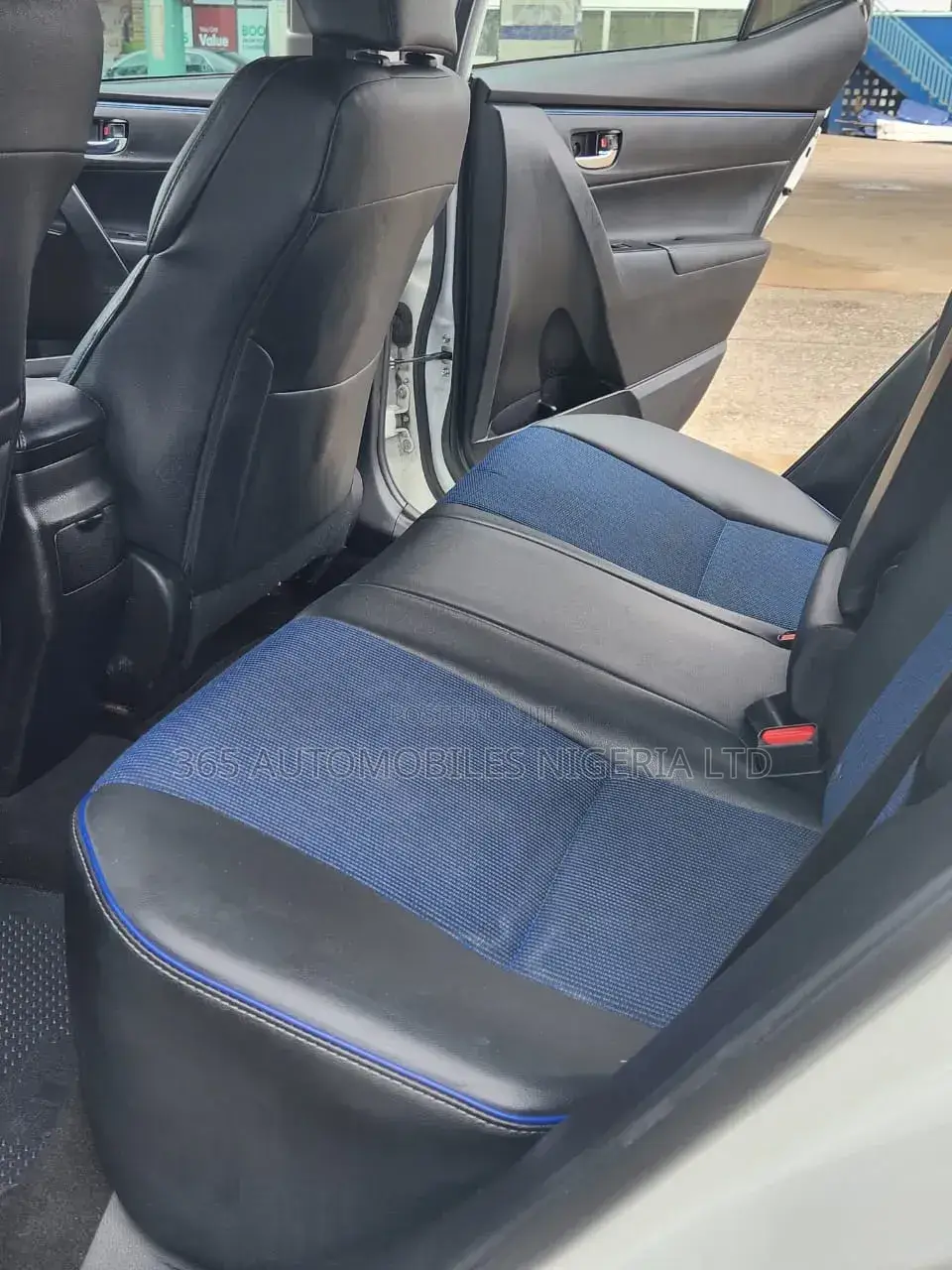 Toyota Corolla 2017 Silver