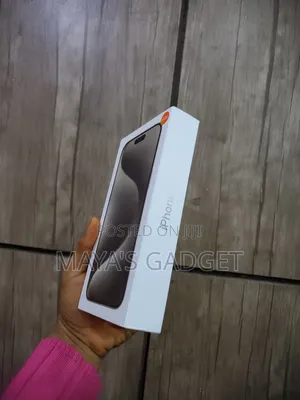 New Apple iPhone 15 Pro Max 512 GB Silver
