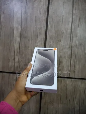 New Apple iPhone 15 Pro Max 512 GB Silver