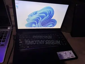 Laptop Asus ASUSPRO P2430UA 4GB Intel Pentium HDD 60GB