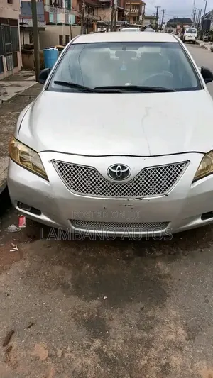 Toyota Camry 2008 Gold
