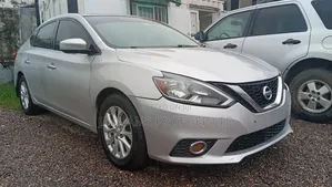 Nissan Sentra S 2017 Silver