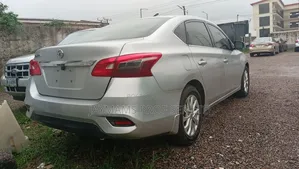 Nissan Sentra S 2017 Silver