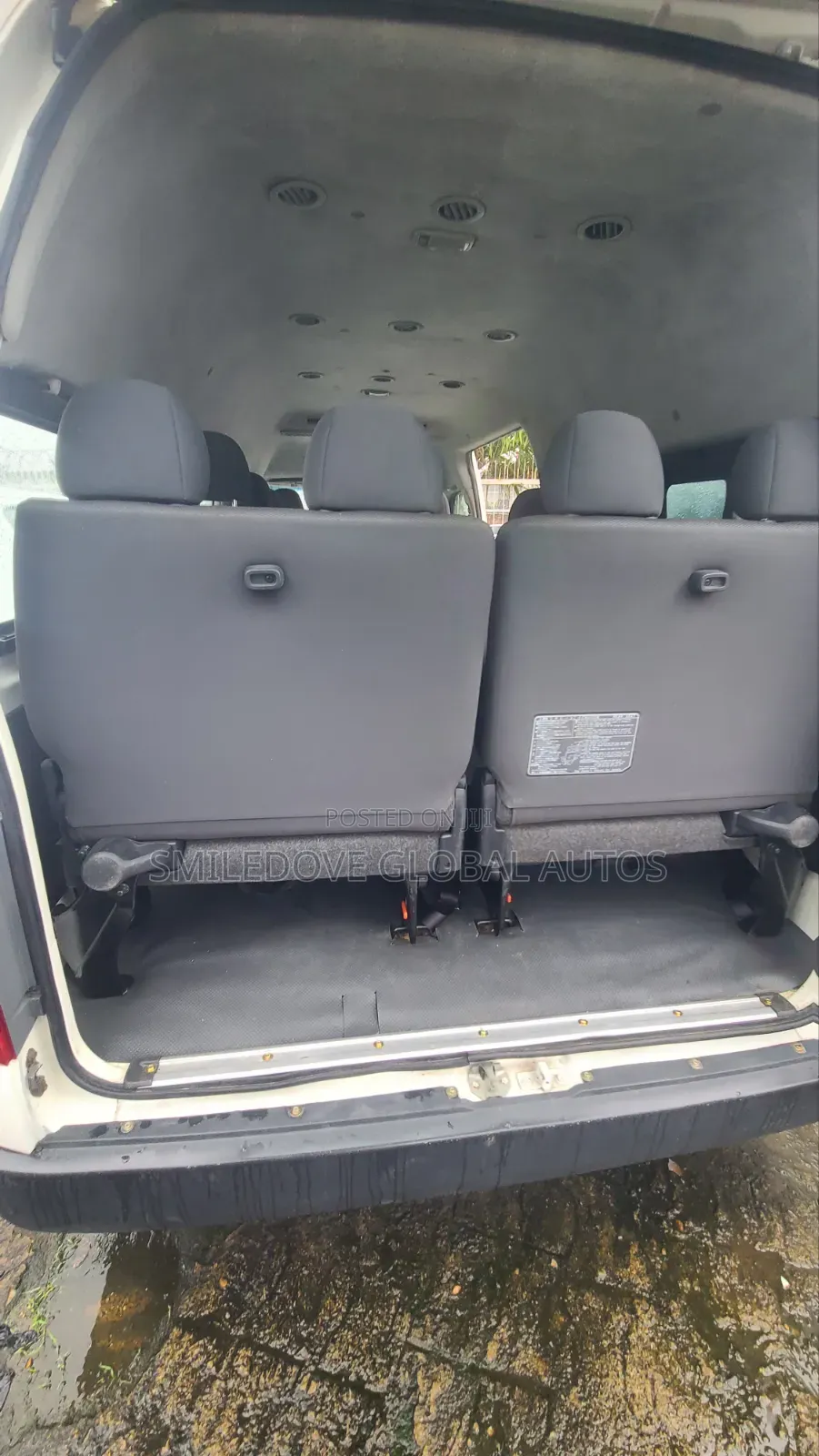 Toyota HiAce 2017 White