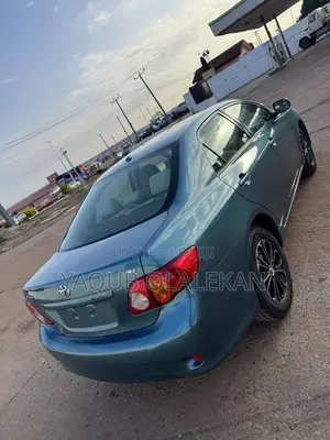 Toyota Corolla 2010 Blue