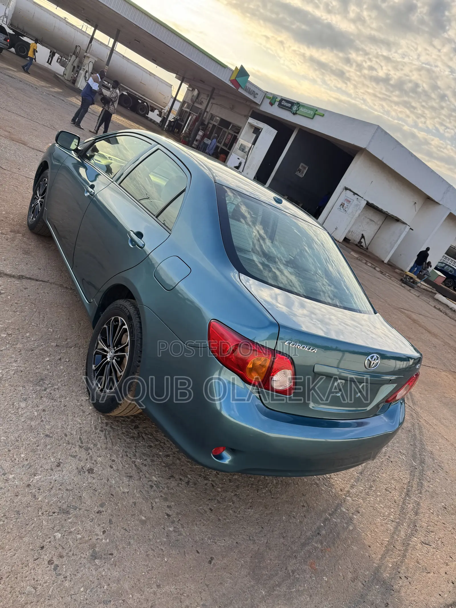 Toyota Corolla 2010 Blue