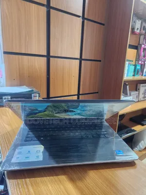 Laptop Dell Vostro 14 3000 8GB Intel Core i5 SSD 256GB