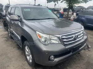 Lexus GX 460 Base 2013 Gray
